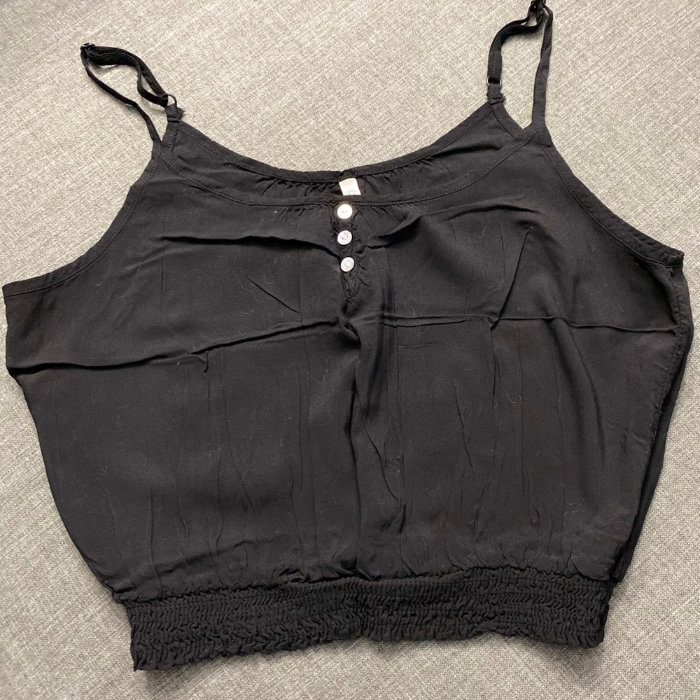 Women crop top